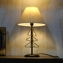 Load image into Gallery viewer, Retro Table Lamp