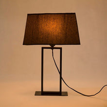 Load image into Gallery viewer, Retro Table Lamp
